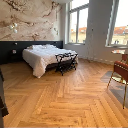 Les Perchoirs De Stan 2 Apartment *